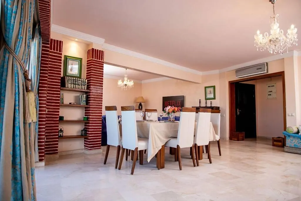 Spacious Beachview Condo Marina - Families Only Agádír 0*,  Maroko